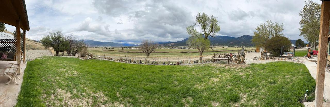 サライダ Private Retreat On Working Horse And Cattle Ranchヴィラ エクステリア 写真
