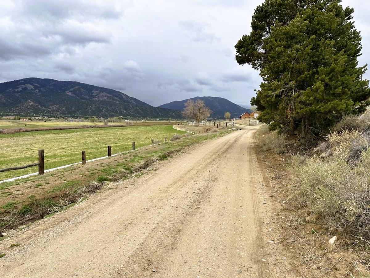 サライダ Private Retreat On Working Horse And Cattle Ranchヴィラ エクステリア 写真